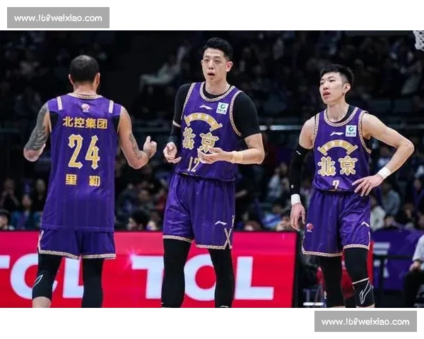 广厦对阵上海强强对话季后赛席位争夺焦点之战双方核心状态战术前瞻 广厦对阵上海强强对话季后赛席位争夺焦点之战双方核心状态战术前瞻